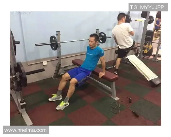 掌握网球握拍技巧提升击球精准度与力量的全面指南